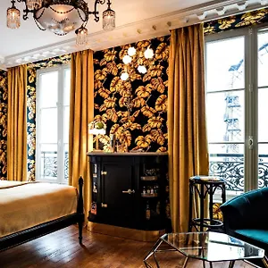 Providence **** Paris