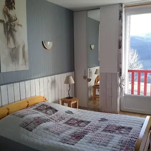 https://auberge-du-col-de-neronne.hotels-rhonealpes.com